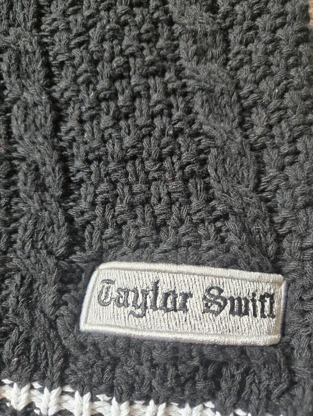 The Cardigan Department Taylor Swift Rep Cardigan - Picture 5 of 6